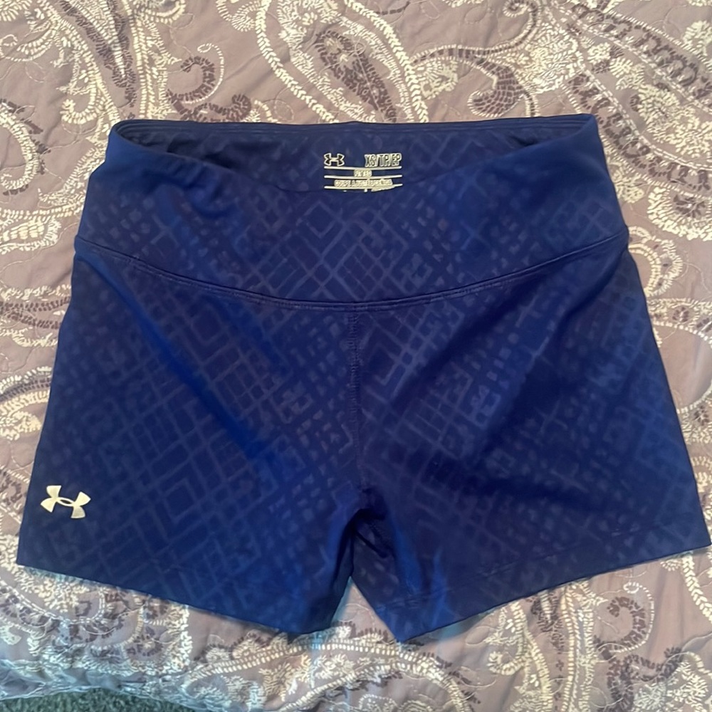 Under Armer shorts